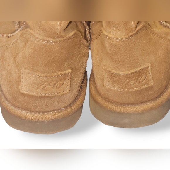 American Eagle Suede Fur-Lined Boots, Size 8 - Picture 4 of 6